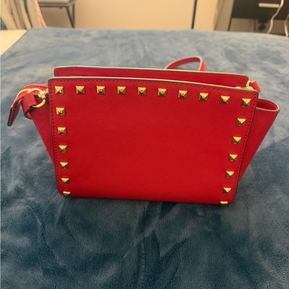 Michael Kors Red Studded Satchel Handbag Gold Hardware Logo Plate - Picture 2 of 7